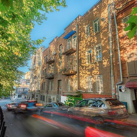 Tbilisi Home,View On Gvinis Karkhana Wine Factory Kültér fotó