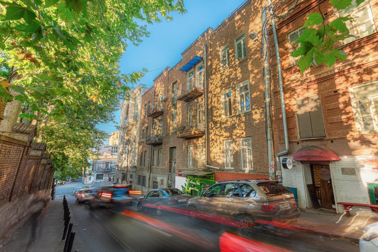 Tbilisi Home,View On Gvinis Karkhana Wine Factory Kültér fotó